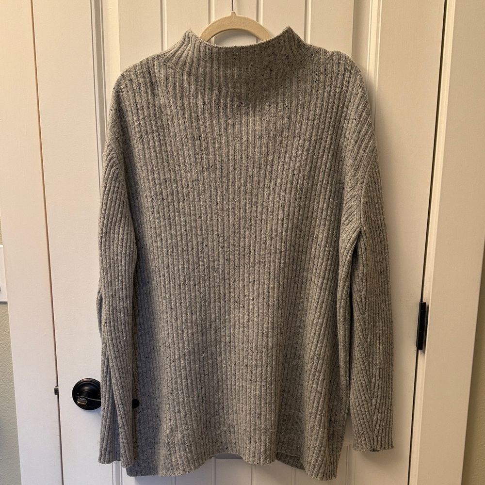 Halogen Ribbed Gray Turtleneck Sweater - Picture 4 of 6